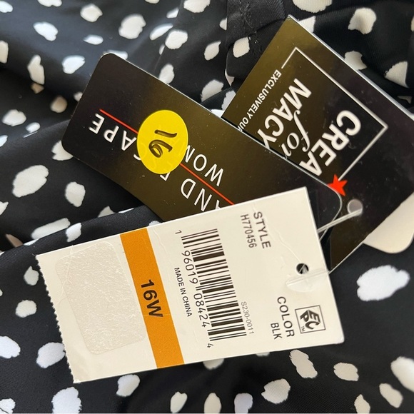 Island Escape Black and White Polka Dot Tank Top - Picture 6 of 8